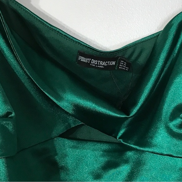 First Distraction the Label Statement Mini Dress - Picture 5 of 7